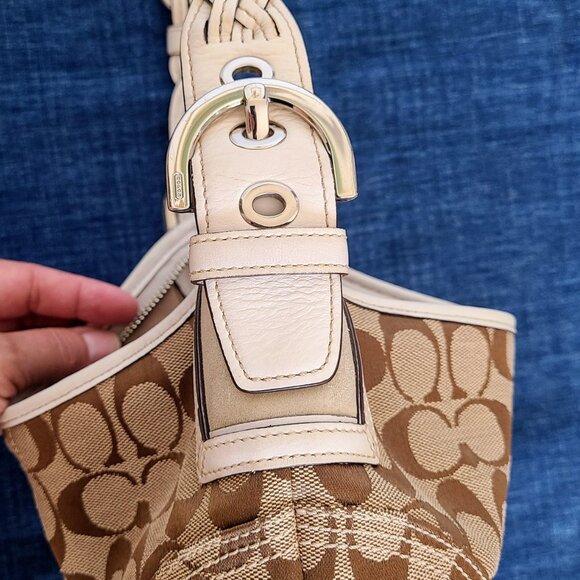 (Sold )  Mini Vintage Coach Hobo Shoulder Bag - Picture 7 of 9